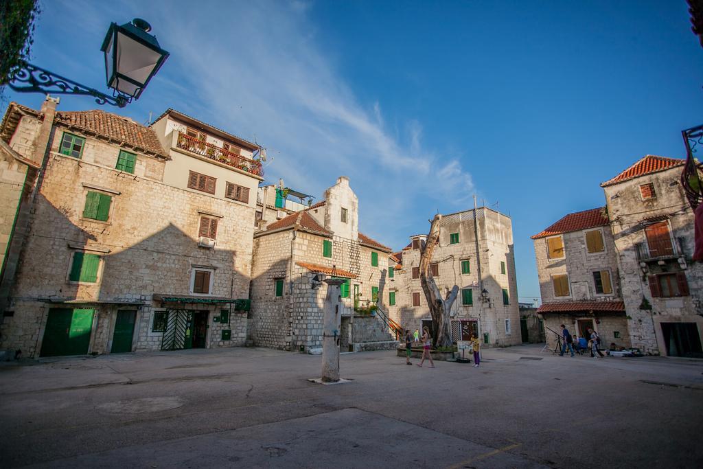 Apartment Niko Kastel Stari Kaštela Стая снимка