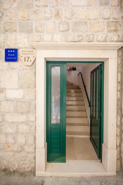 Apartment Niko Kastel Stari Kaštela Стая снимка